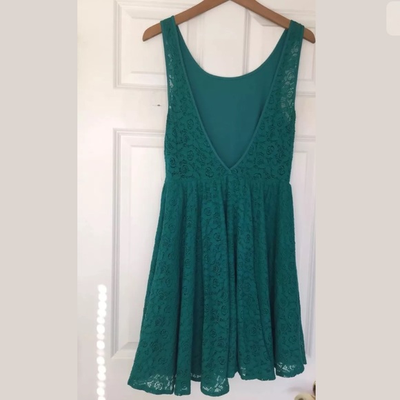 Pins And Needles Green Lace Dress.Urban Outfitters - Picture 2 of 5